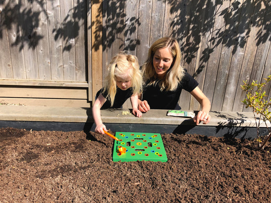 seeding-square Planting Template green